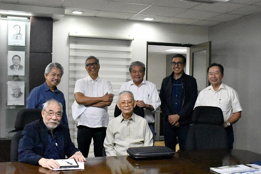The Masters of Construction (seated L-R) former DPWH secretaries and First Balfour Directors Dr. Fiorello R. Estuar and Gregorio Vigilar with (standing L-R) ESCA Knowledge Academy President Dr. Flor Varona, PCAF Program Director Anthony Mariano, DMCI Holdings CEO Isidro Consunji, PCA Executive Director Barry Paulino, and PCA President Morris Agoncillo