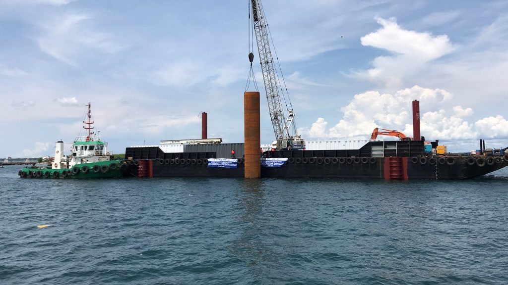 A ceremonial blessing for the start of construction works on the Cebu-Cordova Link Expressway (CCLEX) Project was held last July 5, with the dropping of the first pile on the site.