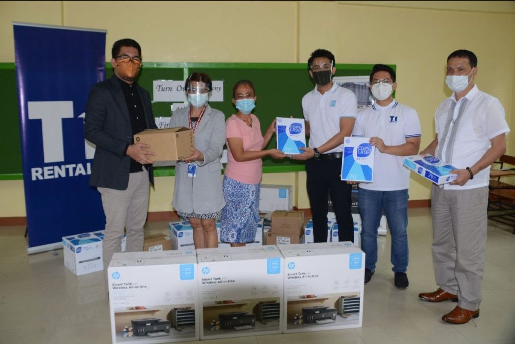 L-R: Tanauan City Vice Mayor Atty. Herminigildo “Junjun” Trinidad, Assistant Schools Division Superintendent Rhina O. Ilagan, Talaga Central School Principal Ms. Anita Divina, Business Unit Head Jed Francis Decano, Tanauan Yard Project-in-Charge Aaron King, and SGOD Chief Dr. Maximo Custodio Jr.